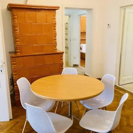 Joy Unirii 10 2 * Timișoara