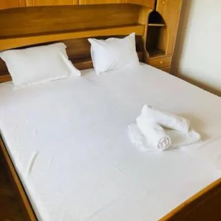 Apartament Joy Unirii 10 2 *